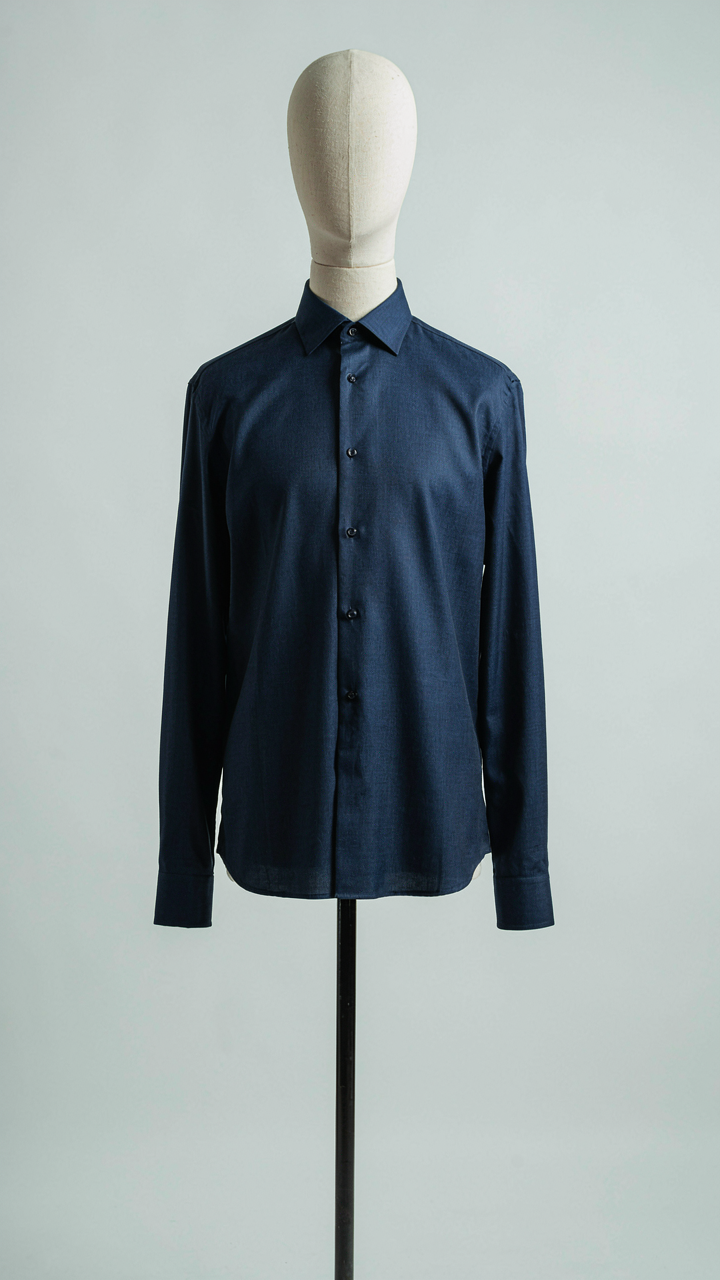 A tailored men's shirt with a subtle jacquard weave.
